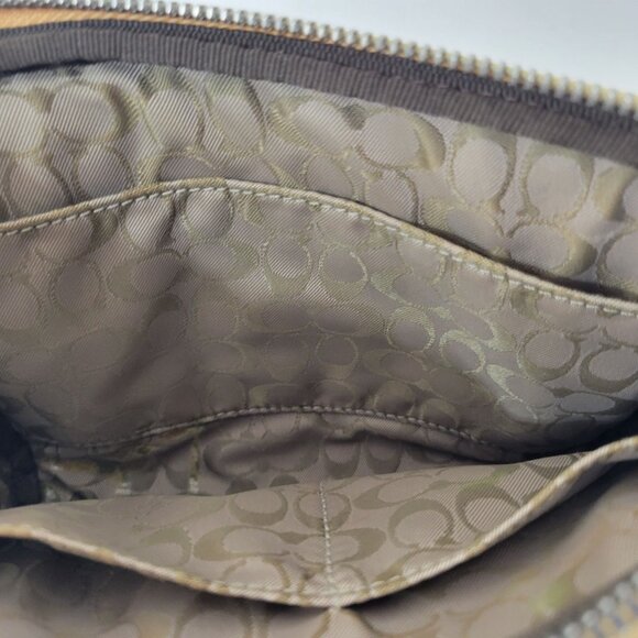 Coach Butter Yellow Leather Cosmetics Case With Logo Lining & Zipper Pockets - Picture 5 of 6